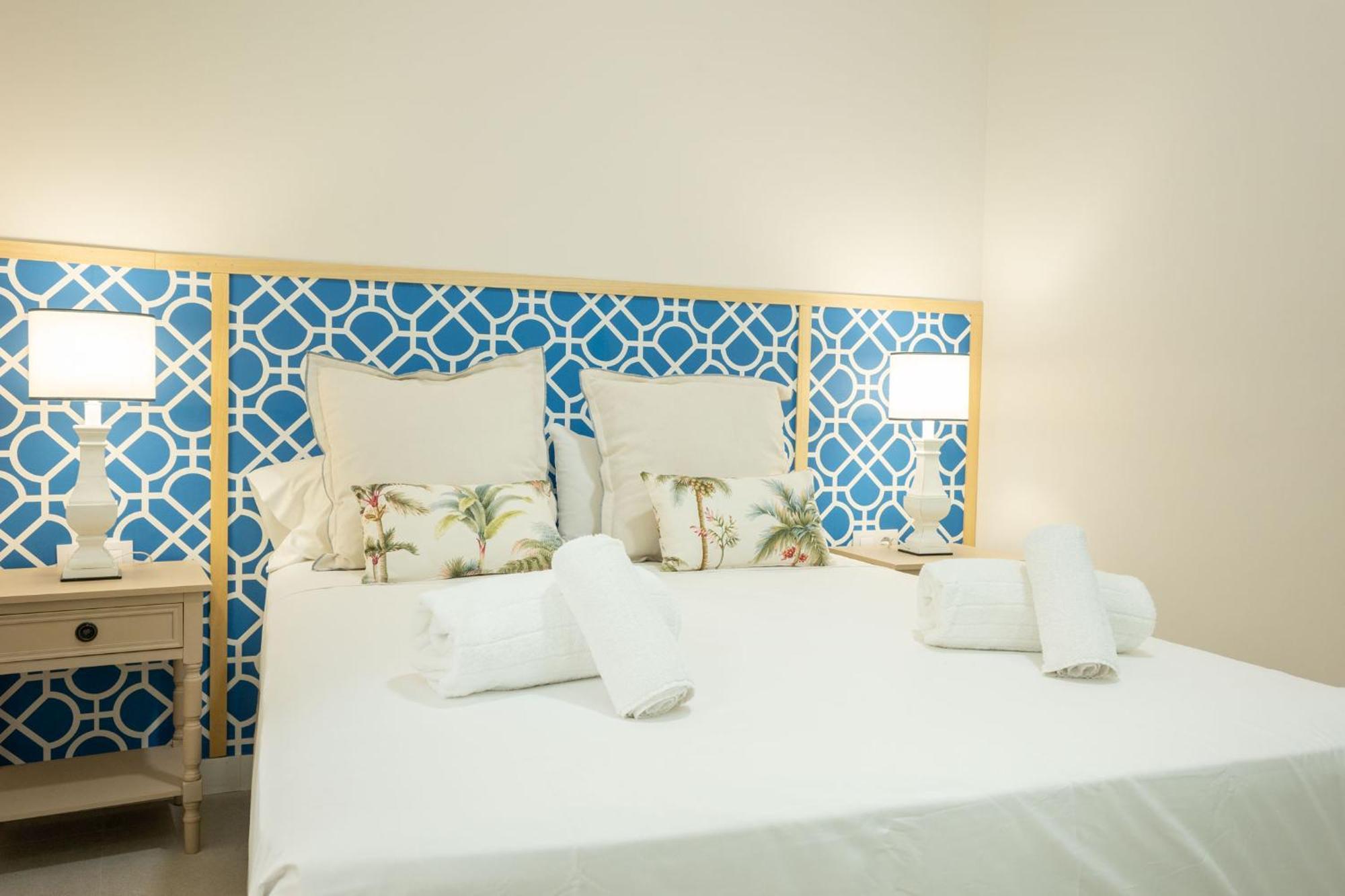 Rt41 Triana Deluxe Apartment Seville Exterior photo